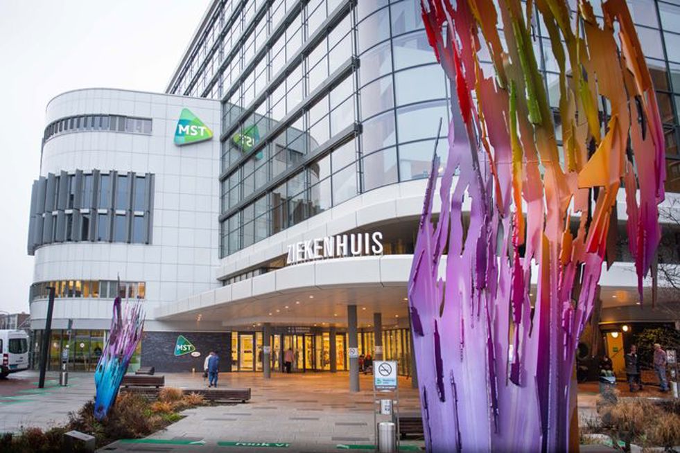 MST bespaart honderden uren met koppeling tussen ERP en GDSN - MST Hoofdingang