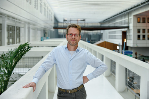 Erasmus MC zet met scanning van infuuspompen nieuwe stap in digitalisering - Erik Zwarter Foto