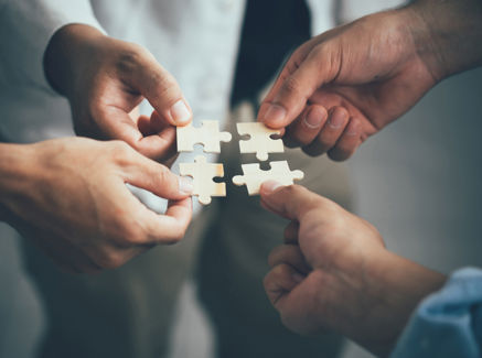 GS1 lanceert partnerprogramma: Samen bouwen aan een toekomstbestendige keten - Adobestock 508386888